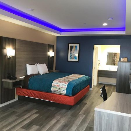 Scottish Inn & Suites Houston Willowbrook Bagian luar foto